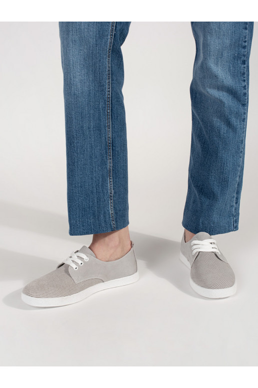 Pelēkas krāsas kurpes   Pelēkas krāsas kurpes