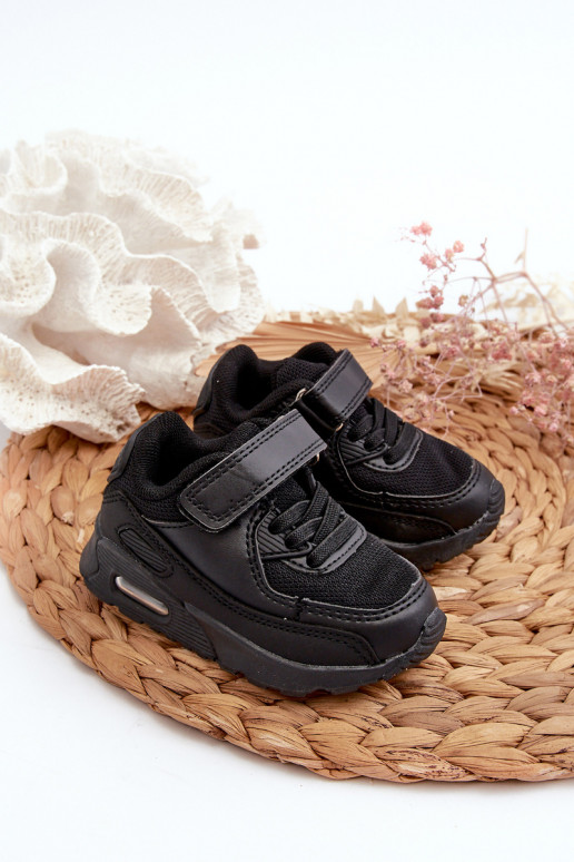 Sneakers modeļa apavi Bērnu apavi ar lipīgām aizdarēm melnas krāsas Krissandra Sneakers modeļa apavi Bērnu apavi ar lipīgām aizdarēm melnas krāsas Krissandra