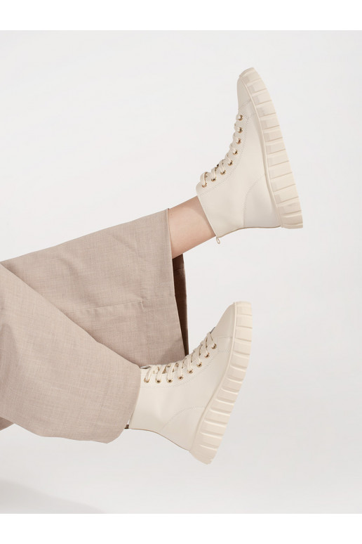 Sieviešu zābaki  ar platformu  Sieviešu zābaki  ar platformu