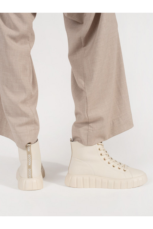 Sieviešu zābaki  ar platformu  Sieviešu zābaki  ar platformu