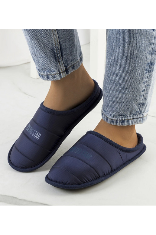 Tumši zilas izolētas sieviešu čības... Tumši zilas izolētas sieviešu čības...