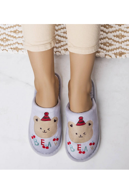 Pelēkas mīkstas Lāča čības Pelēkas mīkstas Lāča čības