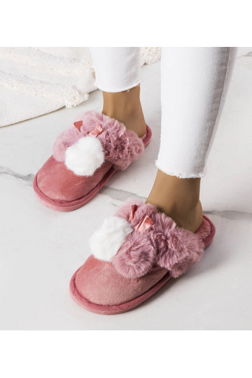 Rozā čības ar motora pārsegu 2