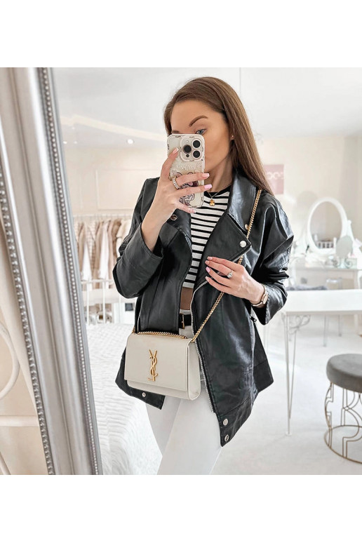 Melna baikeru jaka, eko-āda, Quennel