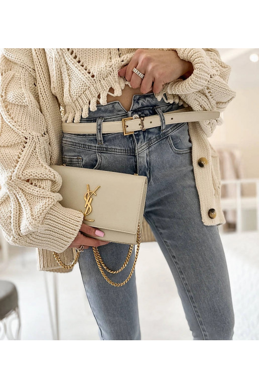 Viegli džinsi ar augstu jostasvietu...