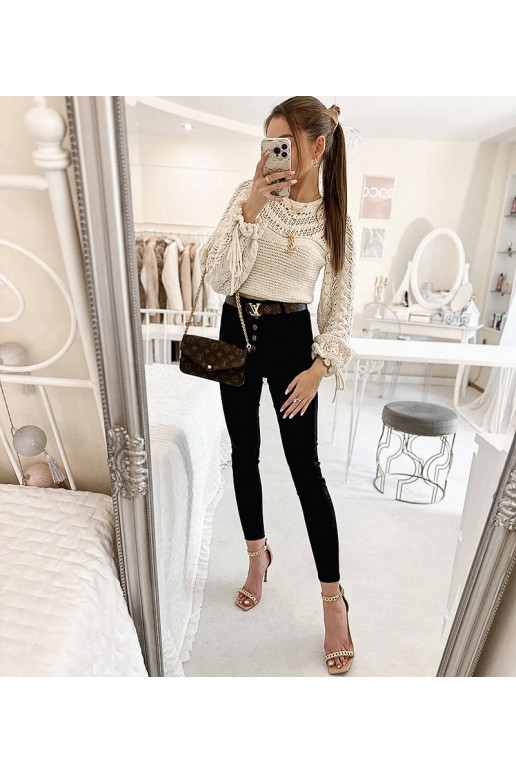 Melnas, slaidas bikses no Pelat