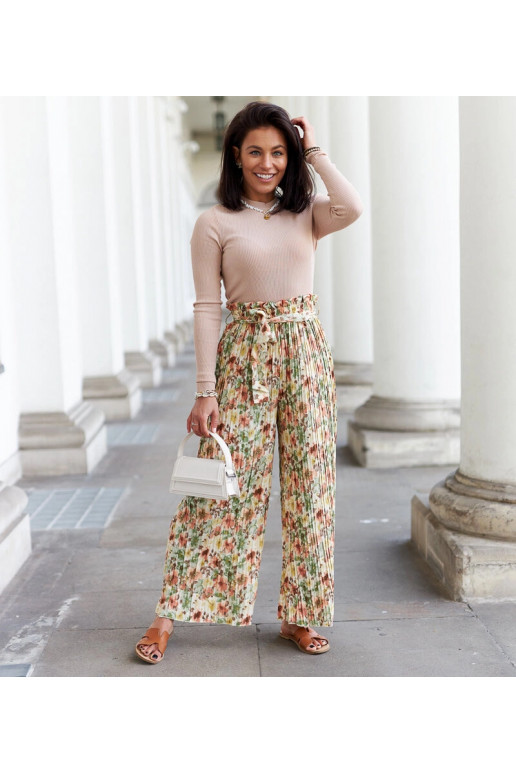 Bēšas sieviešu platas kroku bikses...