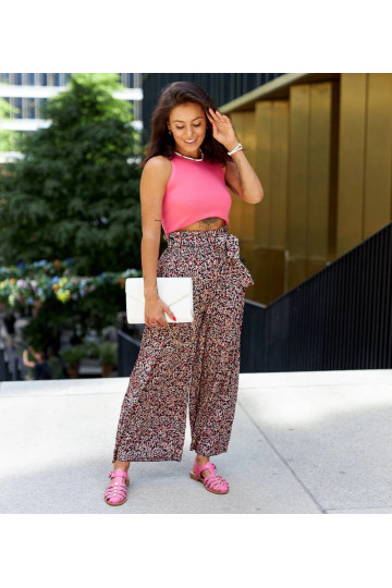 Malmantīlas sarkanas kroku...