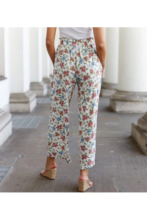 Baltas puķainas platas bikses Vertemate