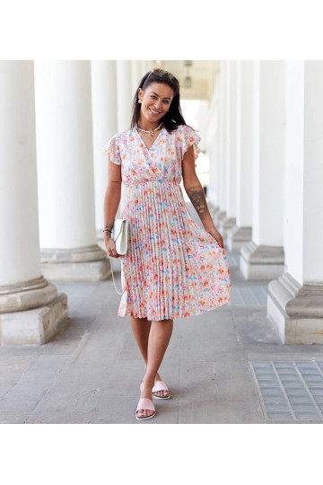 Ottavio rozā ziedu kroku...