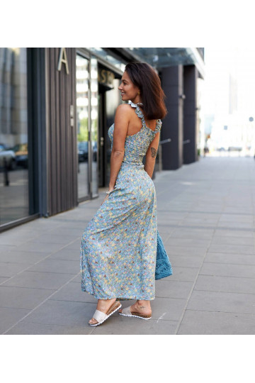 Zaļš komplekts ar topiņu un... 2