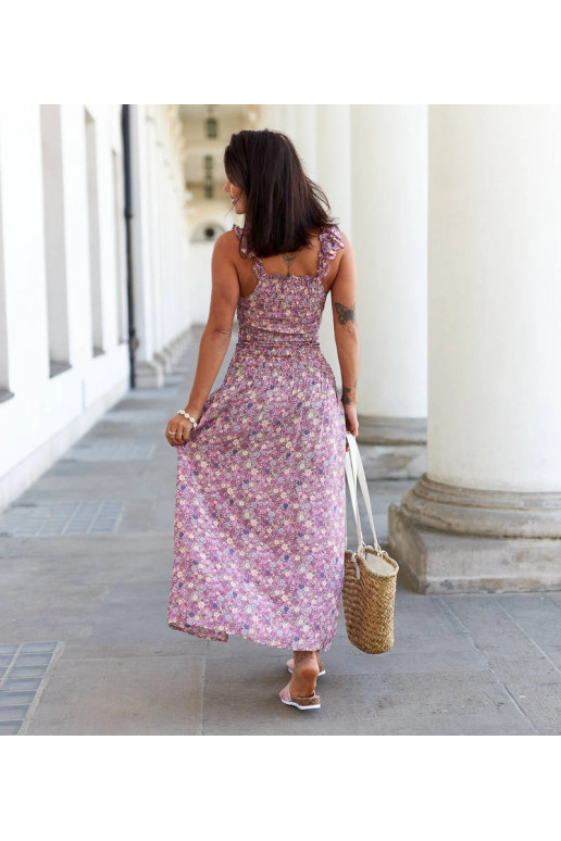 Rozā komplekts ar topiņu un svārkiem... Rozā komplekts ar topiņu un svārkiem...