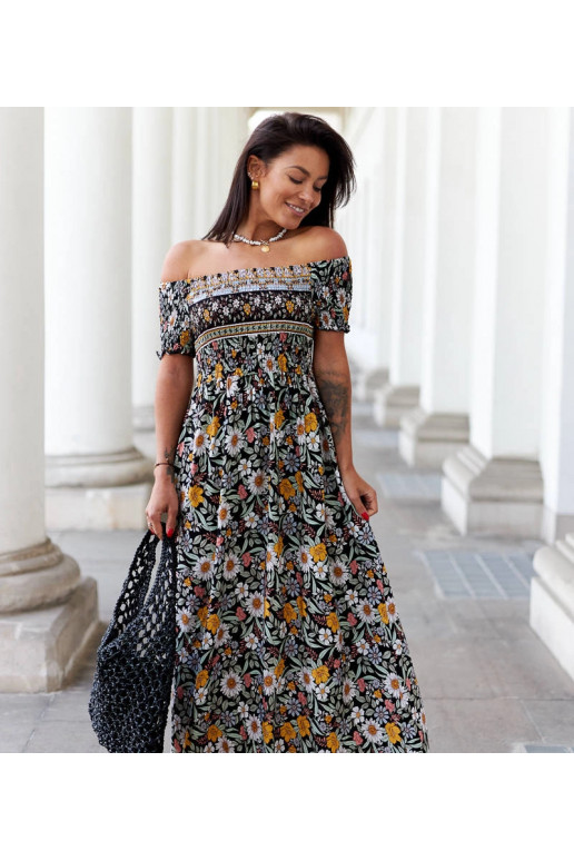 Melna raksta Delfino kleita