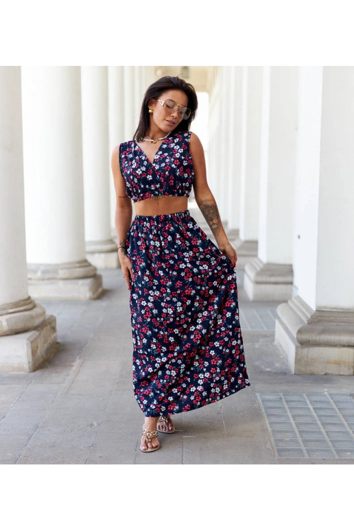 Navy ziedu tops un svārku komplekts... Navy ziedu tops un svārku komplekts...