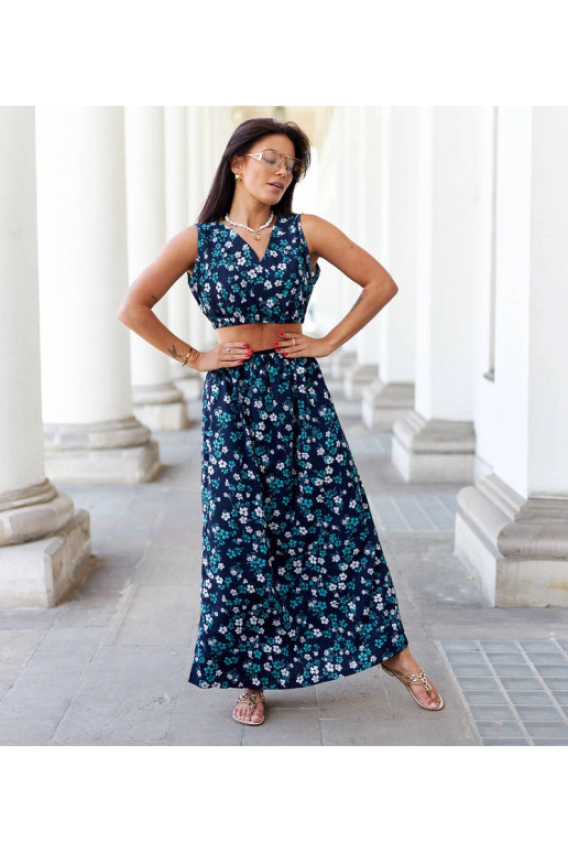 Tumši zils tops un svārku komplekts... Tumši zils tops un svārku komplekts...