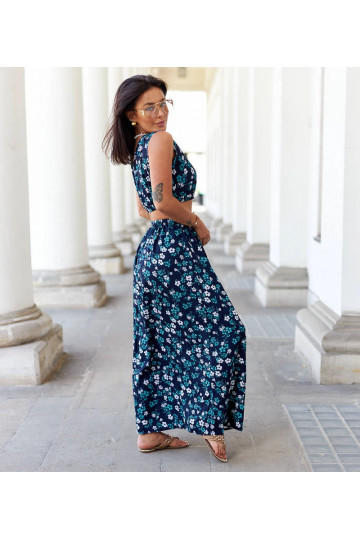 Tumši zils tops un svārku... 2