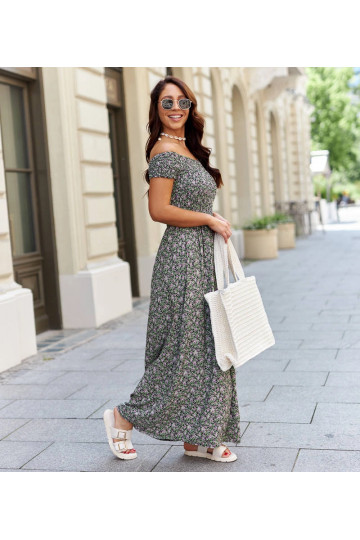 Melna kleita ar violetiem... 2