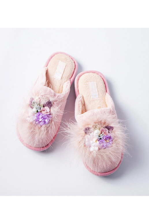 Rozā siltas čības ar ziediem Moly