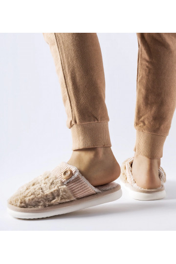 Bēšas siltinātas čības... 2