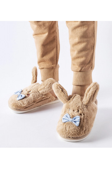 Bēšas čības ar ausīm un...