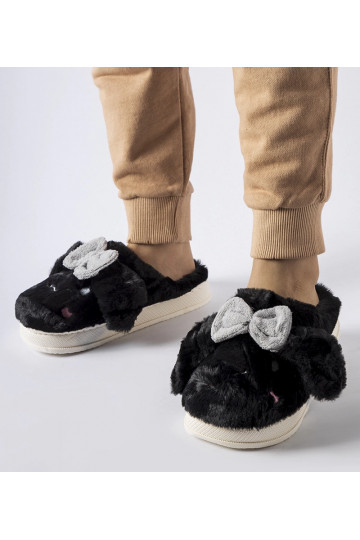 Melnas siltas čības ar...