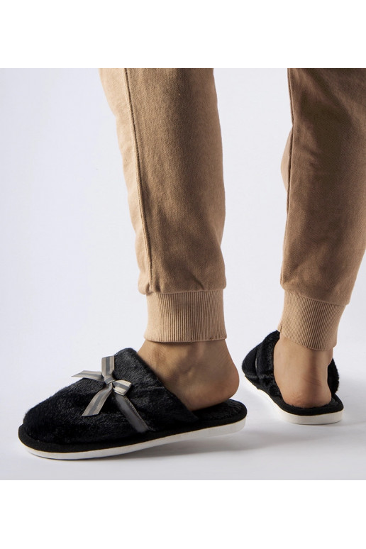 Melnas siltas čības ar banti Antoņina Melnas siltas čības ar banti Antoņina