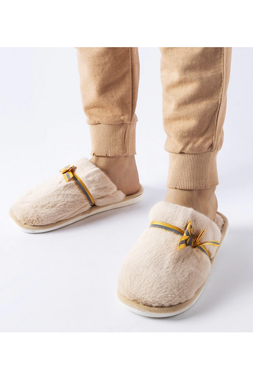 Bēšas siltas čības ar banti Antonino Bēšas siltas čības ar banti Antonino