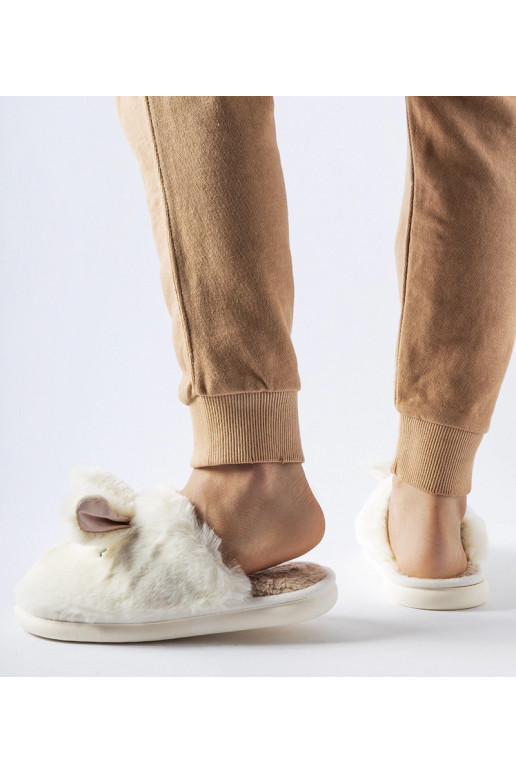 Baltas siltas čības ar ausīm Daniele