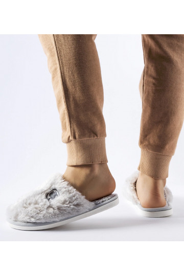 Pelēkas siltas čības ar... 2