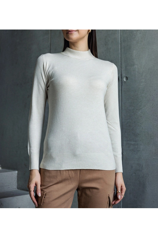 Bēšs klasisks brīvs džemperis no Essana Bēšs klasisks brīvs džemperis no Essana