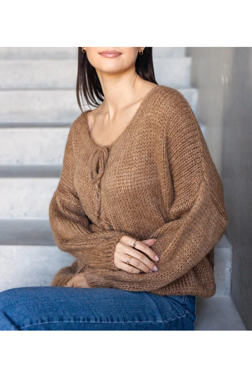 Brūns sasiets džemperis Sumaia Brūns sasiets džemperis Sumaia