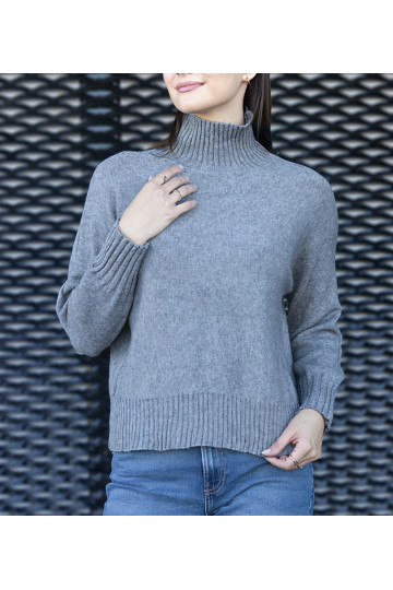 Pelēks, brīvs Lukana... 2