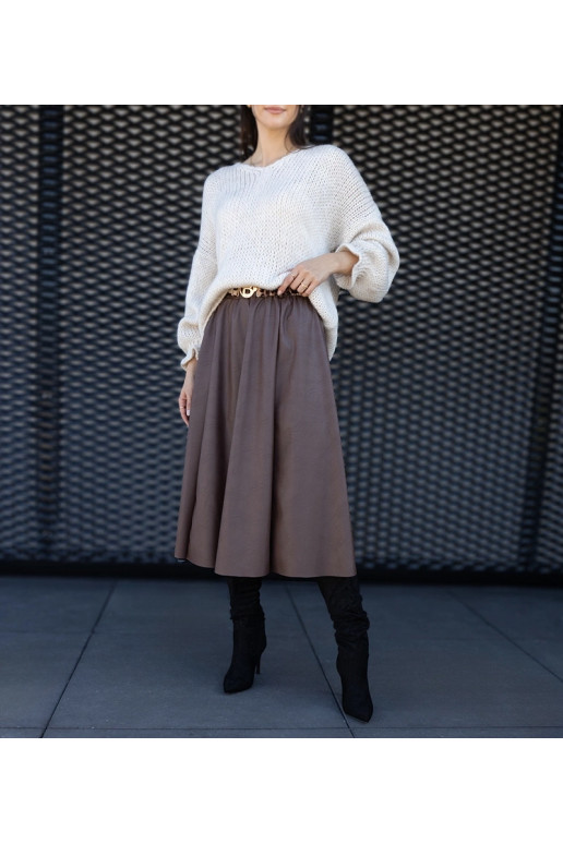 Brūni garie svārki rotāti ar...