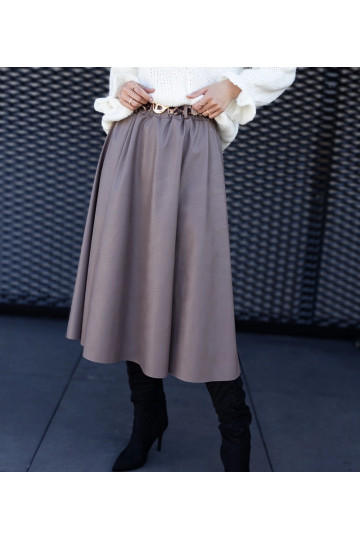 Tumši bēši gari svārki, kas... 2