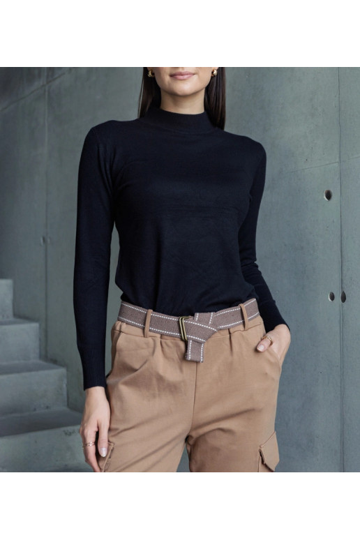 Melns klasisks brīvs džemperis no Essana Melns klasisks brīvs džemperis no Essana