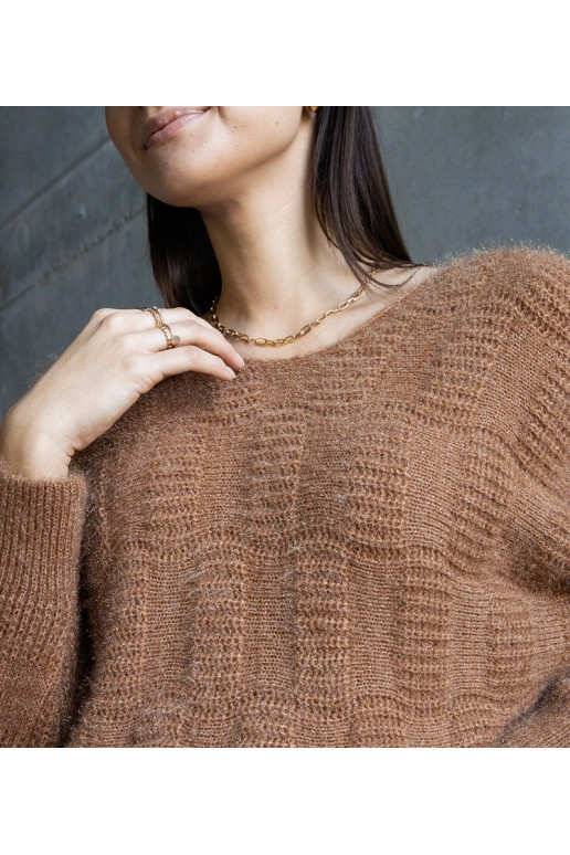 Tumši bēšs Neveri džemperis ar apkakli Tumši bēšs Neveri džemperis ar apkakli