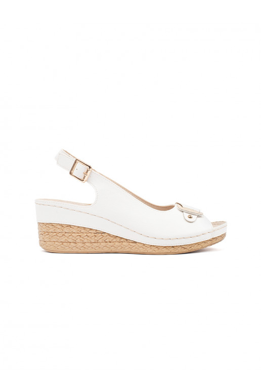 baltas krāsas kurpes  espadrilas
