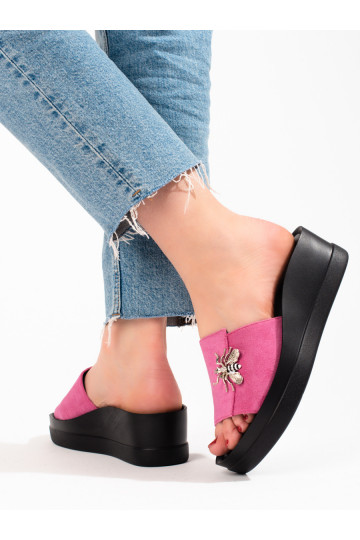 Rozā krāsas čības    2