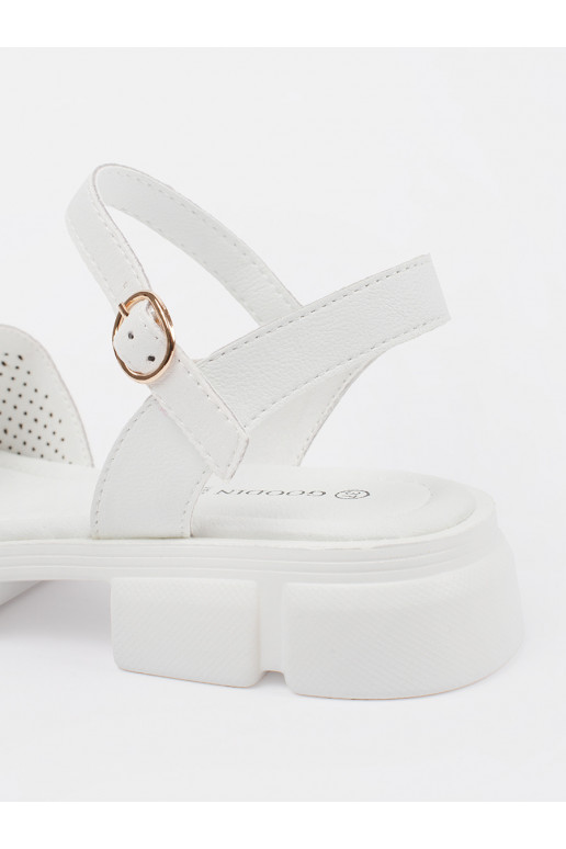 baltas krāsas kurpes ar platformu baltas krāsas kurpes ar platformu