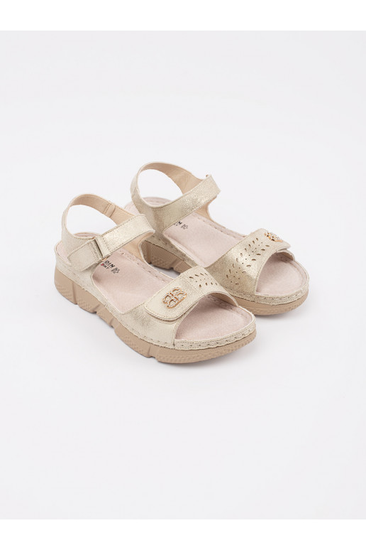 Zelta krāsas kurpes 