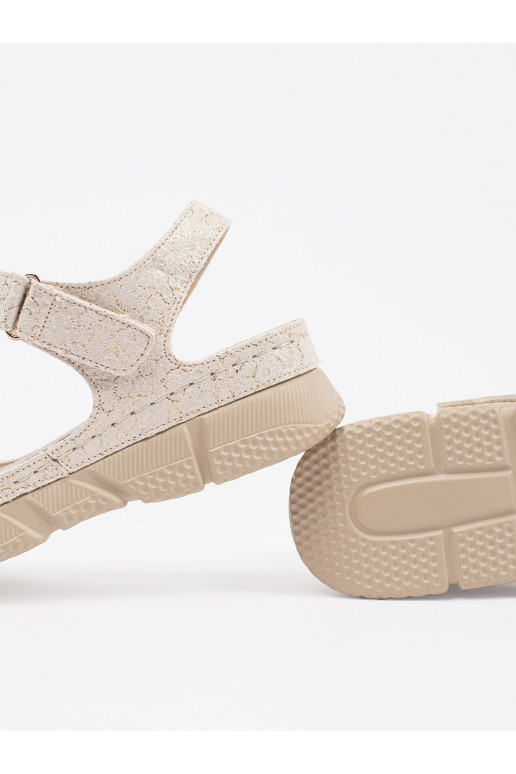 Ziloņkaula krāsas kurpes 