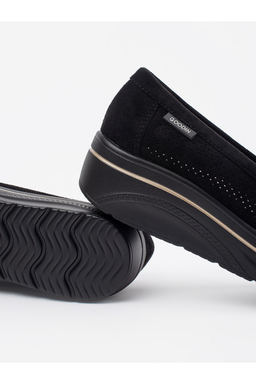 Melns mokasīni  Melns mokasīni