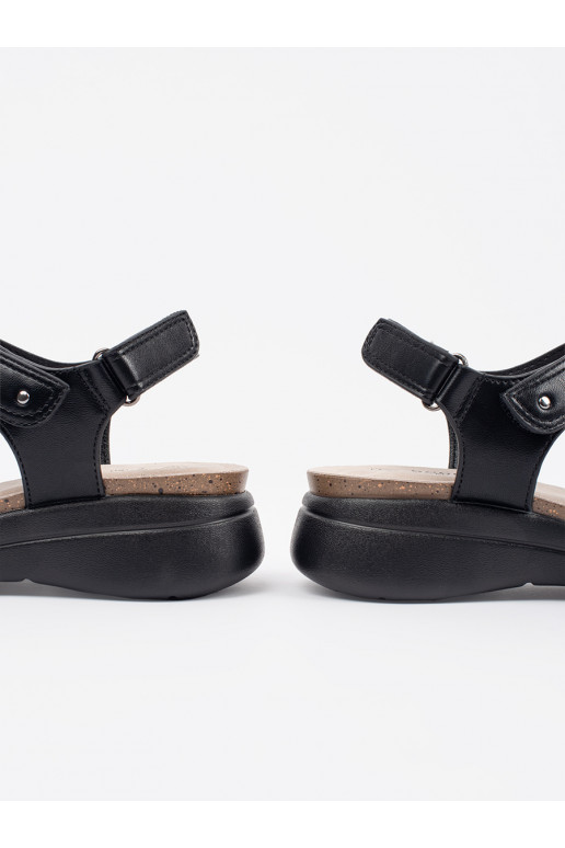 kurpes  Melnas krāsas  kurpes  Melnas krāsas