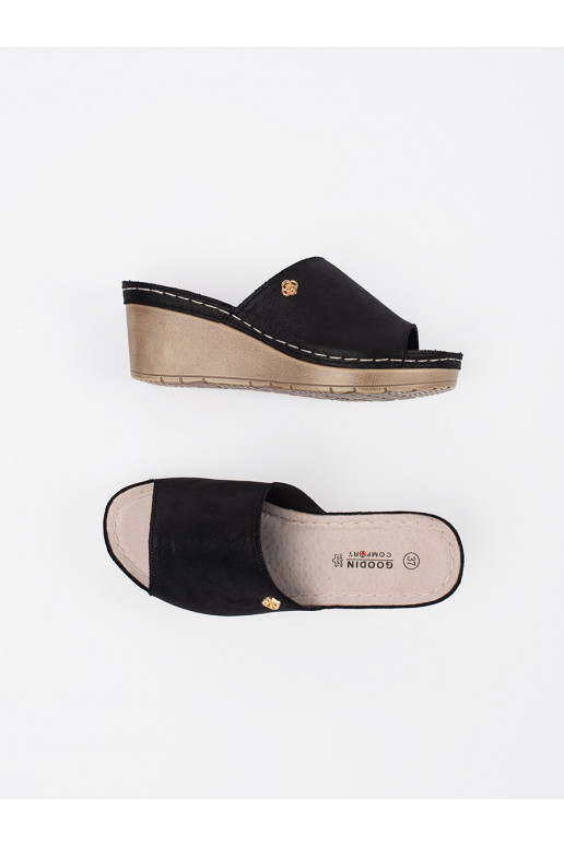 Melns čības    Melns čības