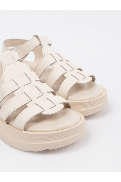 smilšu krāsas kurpes ar platformu   smilšu krāsas kurpes ar platformu