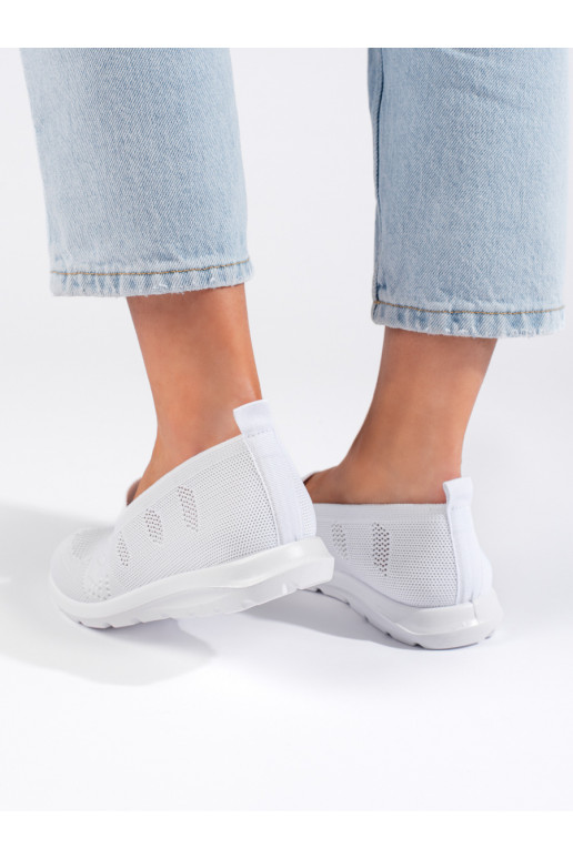 baltas krāsas slip on baltas krāsas slip on