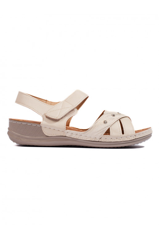 smilšu krāsas kurpes ar platformu