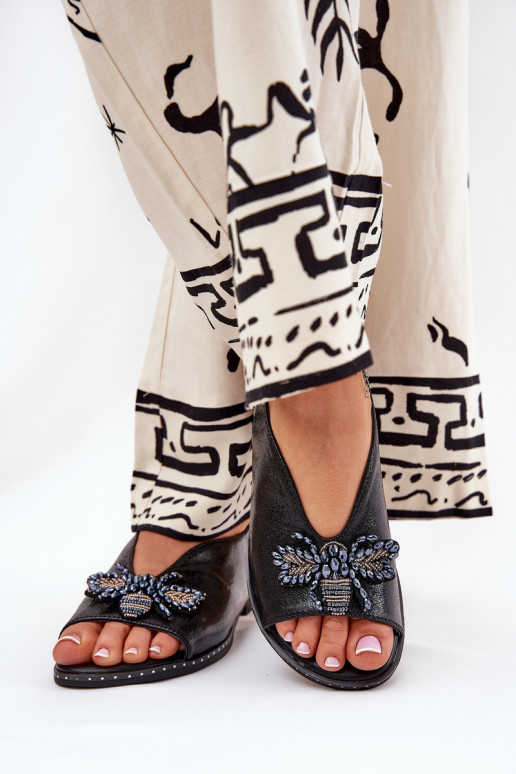 Spīdīgi Sieviešu basenes ar ornamentiem zempapēžu Melns Russona