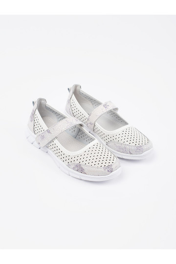 baltas krāsas balerīnas    2