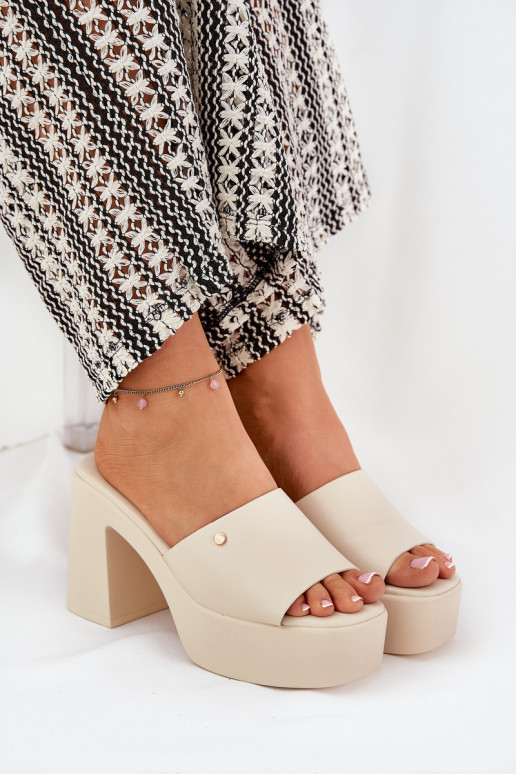 Čības no eko ādas ar papēdi  Ziloņkaula krāsas Tamirella  Čības no eko ādas ar papēdi  Ziloņkaula krāsas Tamirella